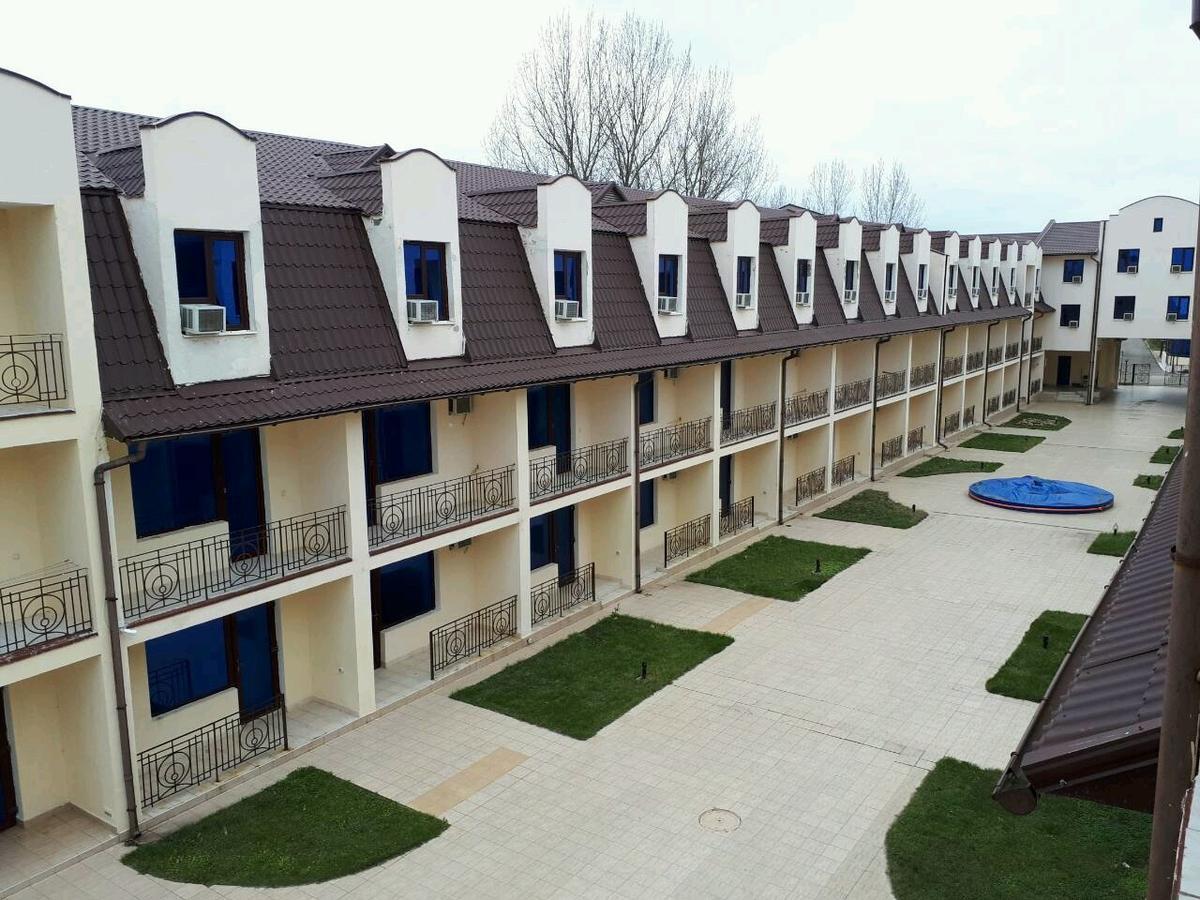 Hotel Solnechnaya Satoka Exterior foto